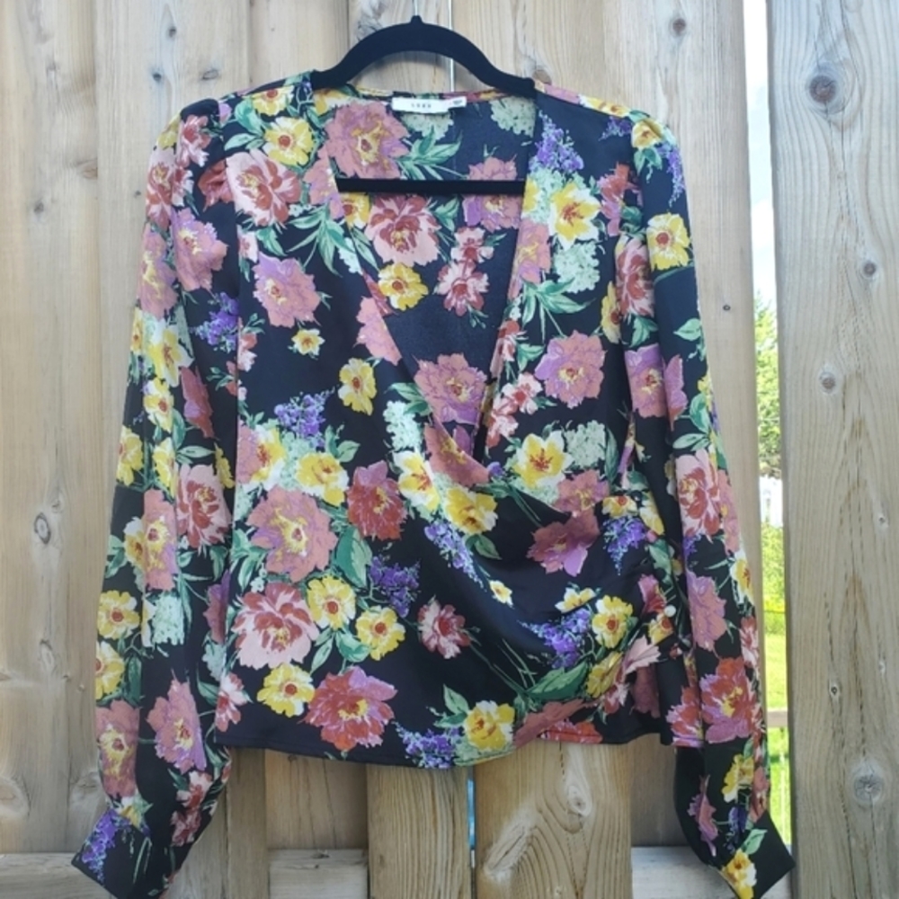 LUSH Floral Wrap Long Sleeve Blouse Medium